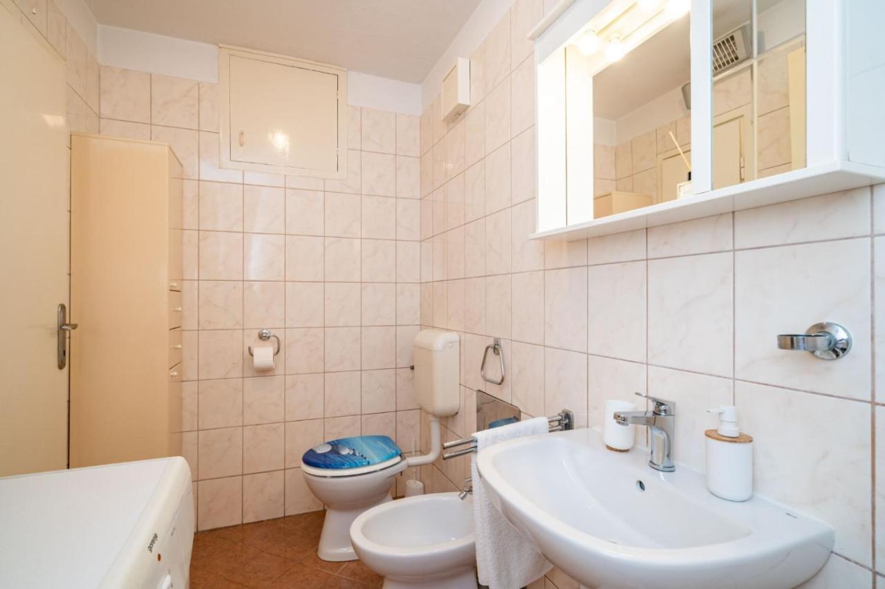 Apartment Vido- 1-Bedroom Apartment With Loggia Ragusa Esterno foto